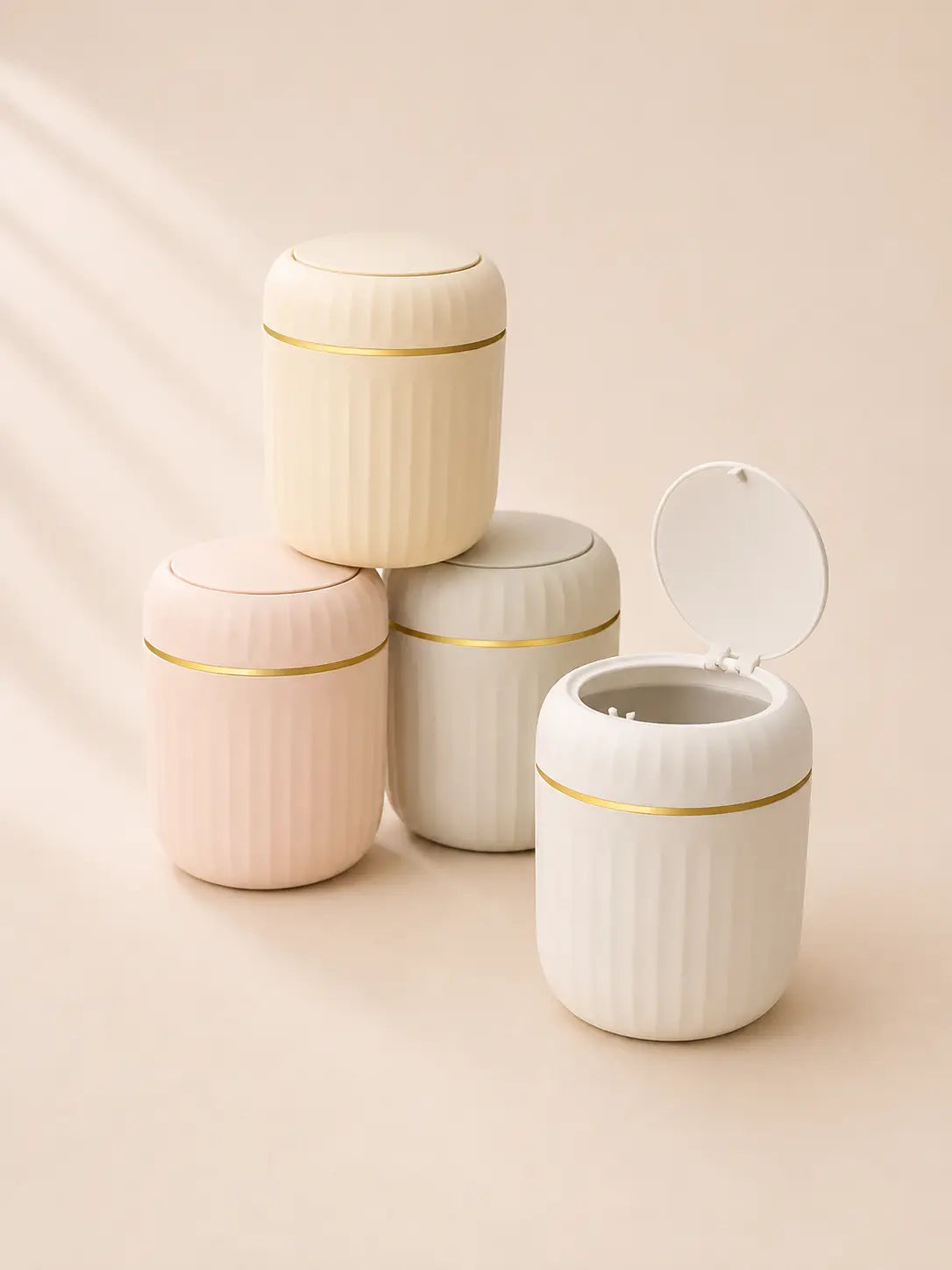 Mini Desktop Trash Can