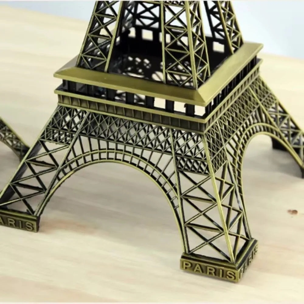 Metal Eiffel Tower Statue Bronze Exquisite Design Eiffel Tower Decorative Ornaments 7 Sizes with Box Architectural Collectibles